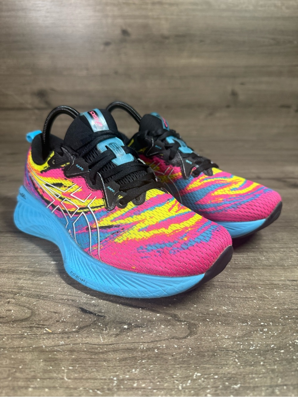 ASICS Gel Cumulus 25 Womens 8 Color Injection Pink Yellow Blue 1012B580-400 - Picture 3 of 9